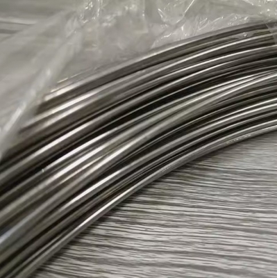 سعر جيد 5.5mm سلك الفولاذ الصلب في الملفات ASTM AISI SS سلك SUS 0.13mm-3mm سلك الفولاذ المقاوم للصدأ الانترنت