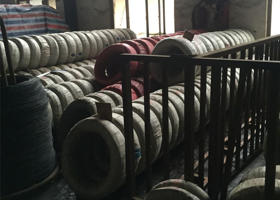 سعر جيد 45 # الصلب المسحوب بالزيت المقوى ASTM A227 أسلاك الربيع غير القابل للصدأ الانترنت