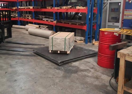 سعر جيد 409L 439L BA إنهاء لوحة الفولاذ المقاوم للصدأ الأنابيب الآلية المدرفلة على البارد 0.8 مم 1.2 مم الانترنت